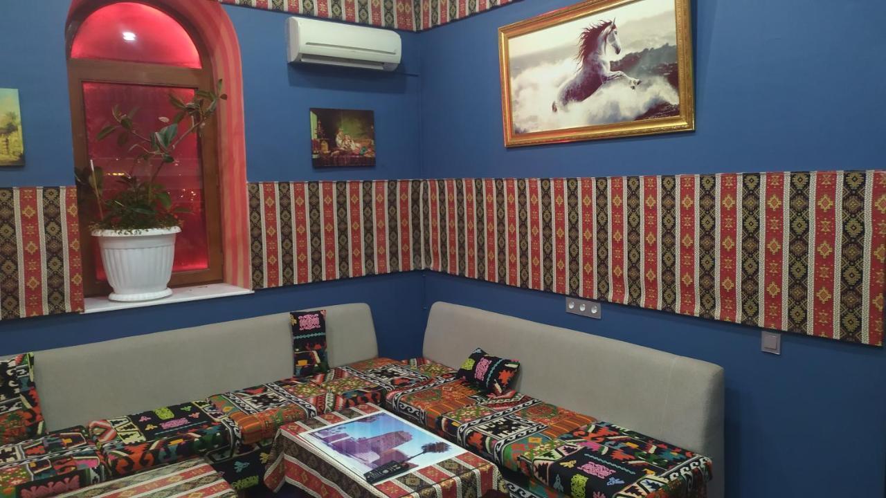 Cth-Baku-Hostel Exteriör bild