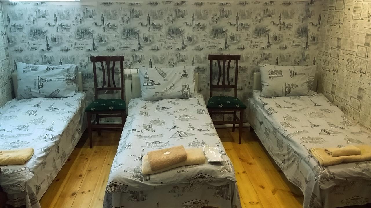 Cth-Baku-Hostel Exteriör bild