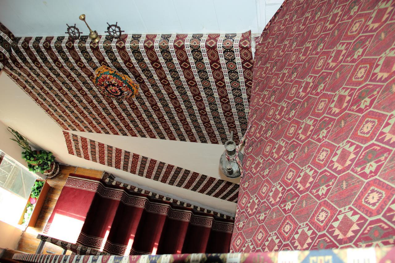 Cth-Baku-Hostel Exteriör bild